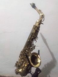 Título do anúncio: Saxofone Alto Vogga 