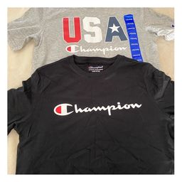 Título do anúncio: Camisas Champion 14/16 anos!