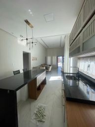 https://img.olx.com.br/thumbs256x256/16/162547635985411.jpg