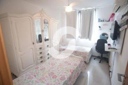 https://img.olx.com.br/thumbs256x256/16/162559765619527.jpg