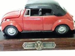 Título do anúncio: Fusca miniatura série comemorativa da VW - Raridade -Ed. Limitada