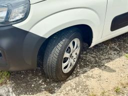 https://img.olx.com.br/thumbs256x256/16/163696045407200.jpg