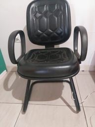 Título do anúncio: cadeira de couro