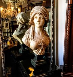 Título do anúncio: Busto em Marmore Italiano de Adolfo Cipriani (1880-1930)