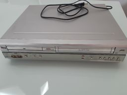 Título do anúncio: DVD player e VHS player LG DC-596B.