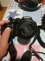 Título do anúncio: Máquina fotográfica Sony a3000