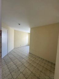 https://img.olx.com.br/thumbs256x256/16/164569885722175.jpg