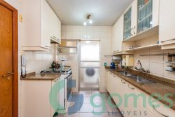 https://img.olx.com.br/thumbs256x256/16/164584518822879.jpg