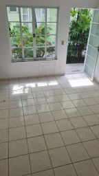 https://img.olx.com.br/thumbs256x256/16/164655923919243.jpg
