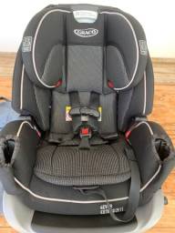 Título do anúncio: Vendo cadeira infantil para carro importada 
