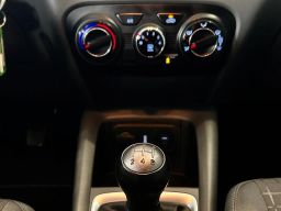 https://img.olx.com.br/thumbs256x256/16/165601439307066.jpg