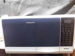 Título do anúncio: Micro-ondas Panasonic perfect 28l em perfeito estado!