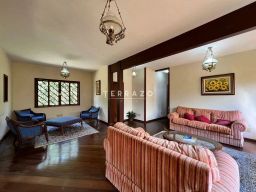 https://img.olx.com.br/thumbs256x256/16/166524763677864.jpg