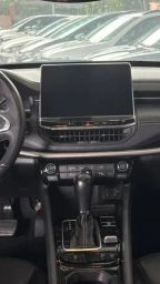 https://img.olx.com.br/thumbs256x256/16/166657426365083.jpg