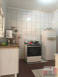 https://img.olx.com.br/thumbs256x256/16/166664552860937.jpg
