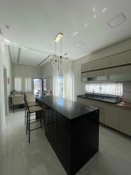 https://img.olx.com.br/thumbs256x256/16/167579397296530.jpg