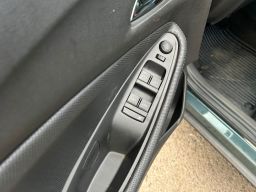 https://img.olx.com.br/thumbs256x256/16/167654790675211.jpg