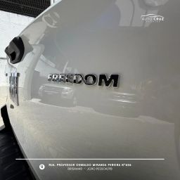https://img.olx.com.br/thumbs256x256/16/167665778913726.jpg