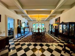 https://img.olx.com.br/thumbs256x256/16/168565141455705.jpg