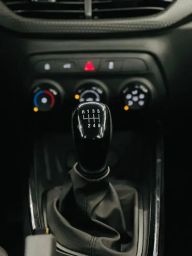 https://img.olx.com.br/thumbs256x256/16/168654271508773.jpg