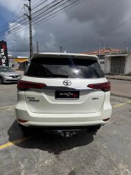 https://img.olx.com.br/thumbs256x256/16/168655193031215.jpg