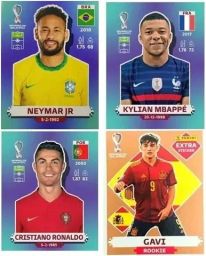 Figurinha Kylian Mbappé Base Bordô Legend Copa 2022 Simil