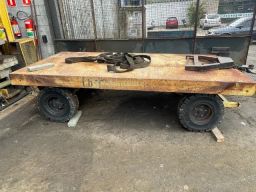 https://img.olx.com.br/thumbs256x256/17/170521902583137.jpg