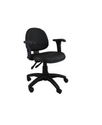 Título do anúncio: Cadeira Executiva giratória com braços e lâmina reforçada no encosto courvin preto *Nova*