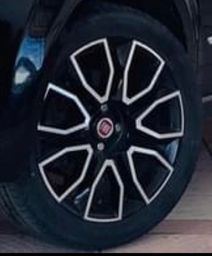 Título do anúncio: Rodas 17 da Fiat 3.500 com pneus 