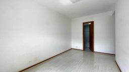 https://img.olx.com.br/thumbs256x256/17/172517640033563.jpg
