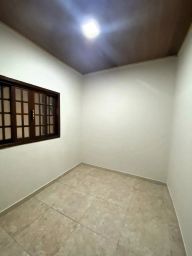https://img.olx.com.br/thumbs256x256/17/173557757469373.jpg
