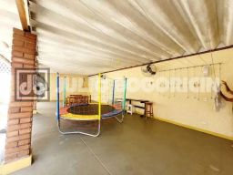 https://img.olx.com.br/thumbs256x256/17/173571521352671.jpg