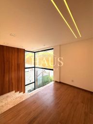 https://img.olx.com.br/thumbs256x256/17/173640562501796.jpg
