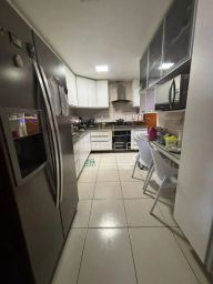 https://img.olx.com.br/thumbs256x256/17/174625554535926.jpg