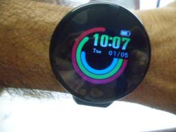 Título do anúncio: Relógio Smartwatch D18 Sensores Esportivos Saúde Modelo Novo