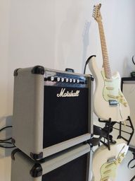 Título do anúncio: Amplifcador Marshall para guitarra 15CDR Silver (Série Limitada) 