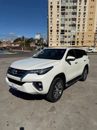 https://img.olx.com.br/thumbs256x256/17/175623650393021.jpg