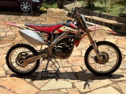 https://img.olx.com.br/thumbs256x256/17/176510377626837.jpg