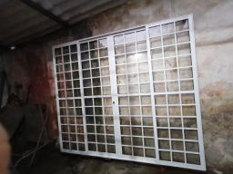 https://img.olx.com.br/thumbs256x256/17/176564402210200.jpg