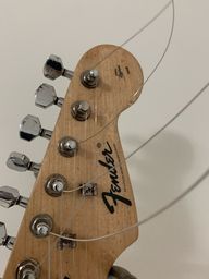 Título do anúncio: Guitarra Fender Stratocaster