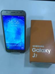 Título do anúncio: Vendo Samsung j7 16gb 