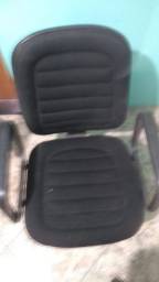 Título do anúncio: Cadeira giroflex fixa preta usada