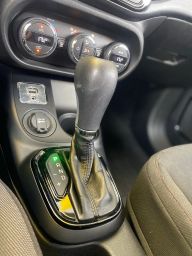 https://img.olx.com.br/thumbs256x256/17/179616405321801.jpg