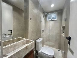 https://img.olx.com.br/thumbs256x256/18/180510158205425.jpg