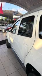 https://img.olx.com.br/thumbs256x256/18/180670321382056.jpg