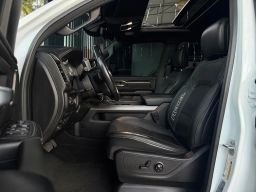 https://img.olx.com.br/thumbs256x256/18/180671329579955.jpg