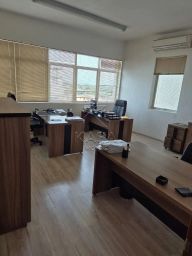 https://img.olx.com.br/thumbs256x256/18/181511405771595.jpg