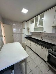 https://img.olx.com.br/thumbs256x256/18/181521756948015.jpg
