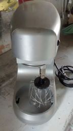 https://img.olx.com.br/thumbs256x256/18/181551277022695.jpg