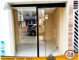 https://img.olx.com.br/thumbs256x256/18/181561285364364.jpg